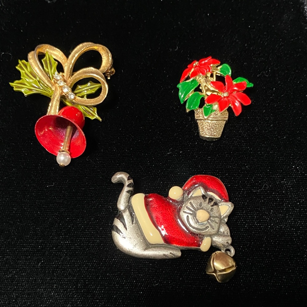 Vintage Christmas Festive Holiday 3 piece Brooch Set